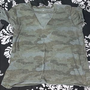 women’s camo t-shirt